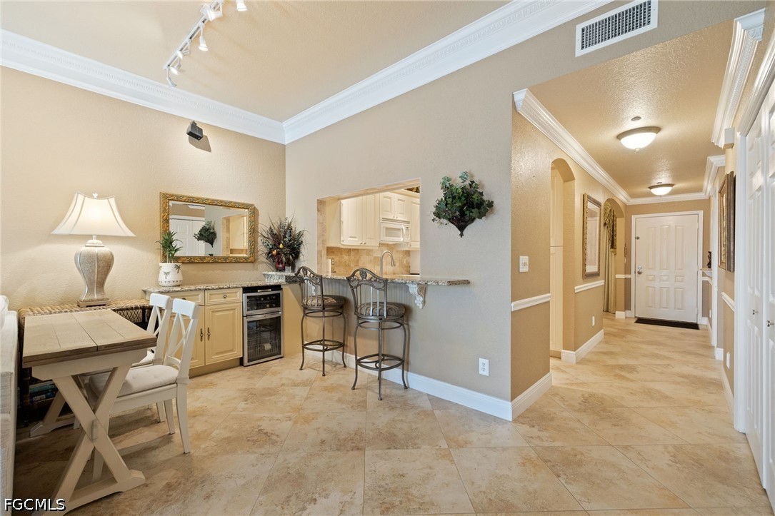 18092  San Carlos Boulevard, Apt 915