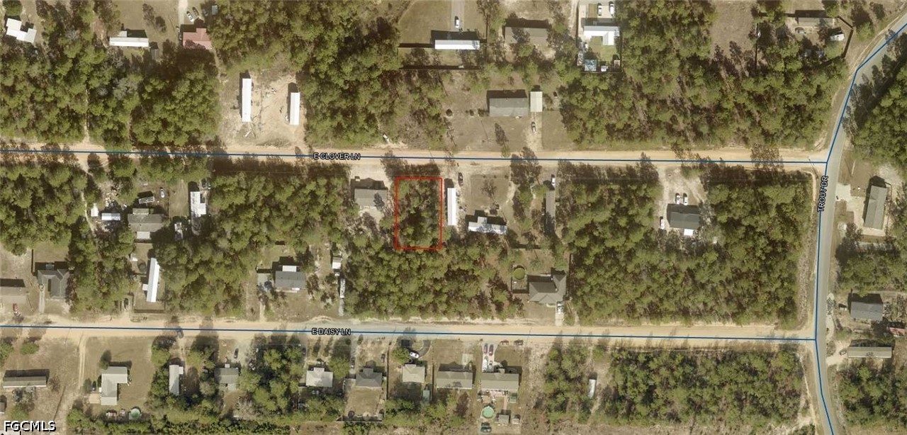 16-3N-20-28060-010-0 E Clover Lane