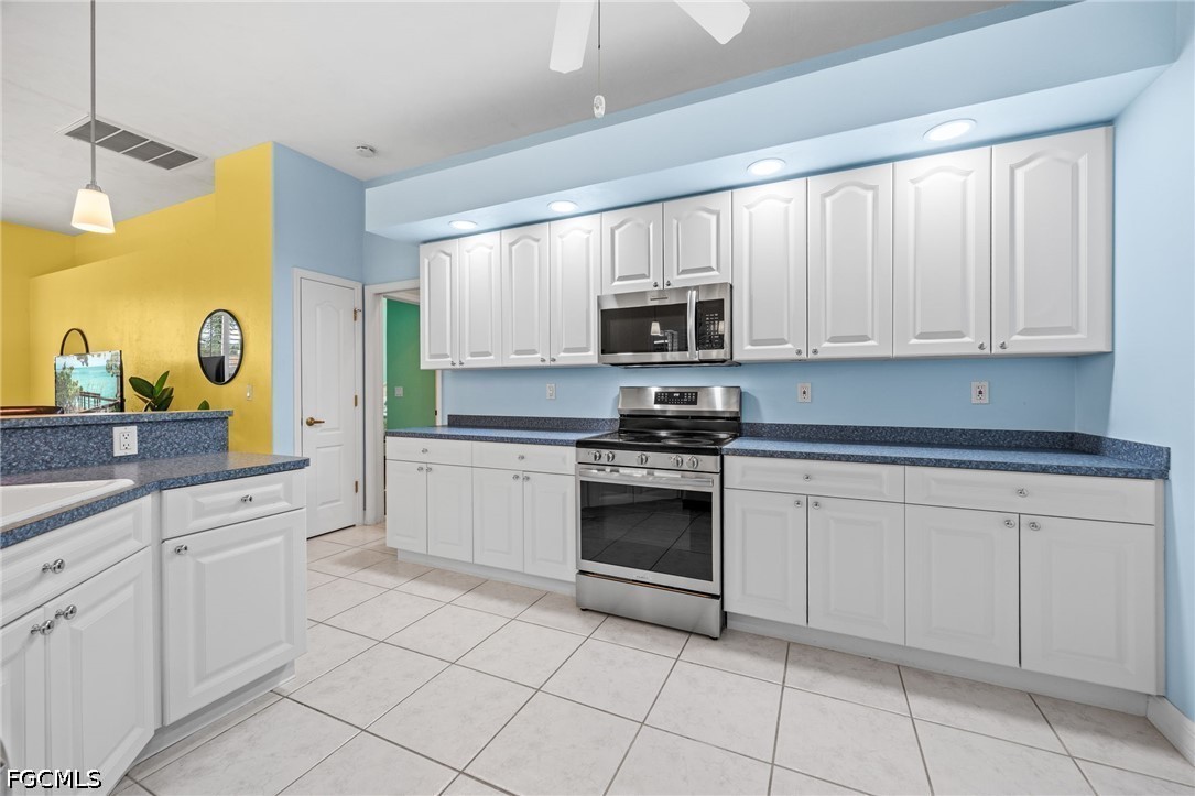 205 SW 37th Lane