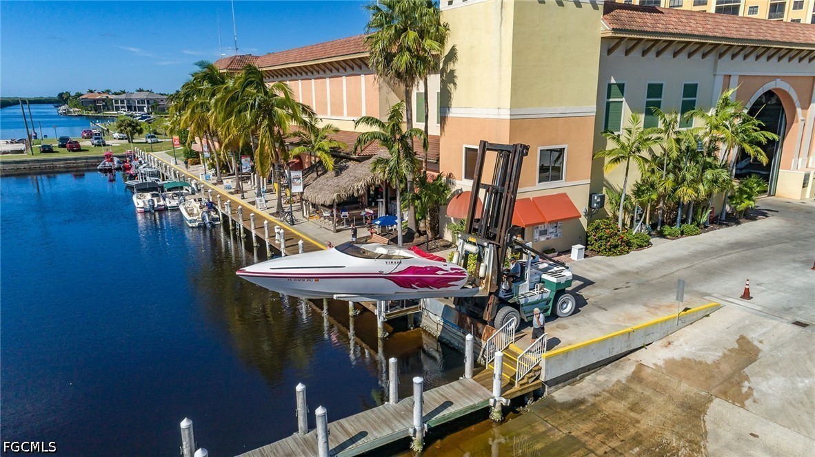5781  Cape Harbour Drive, Apt 1201