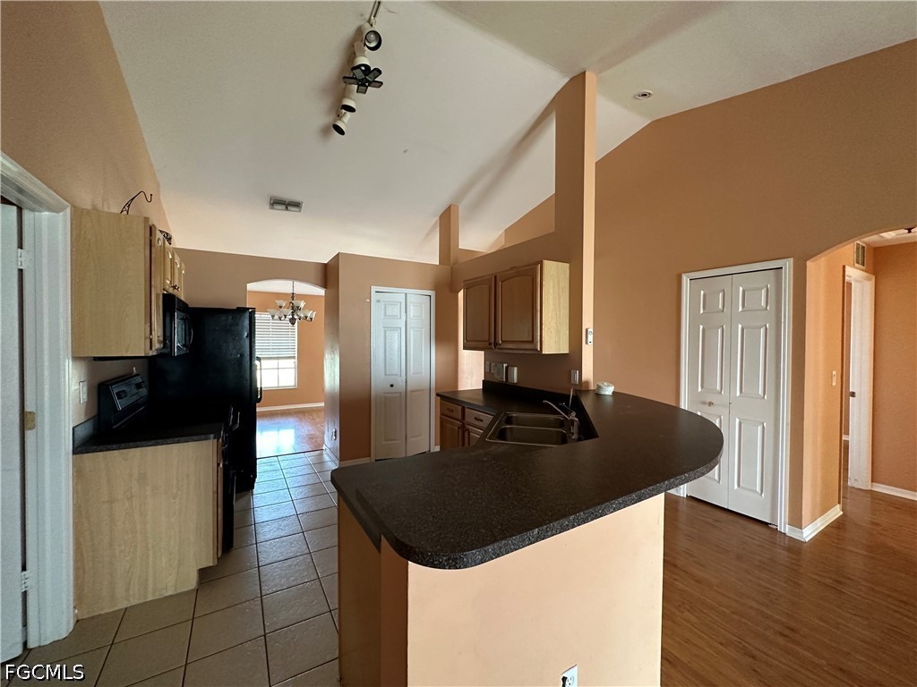 613 NW 7th Avenue