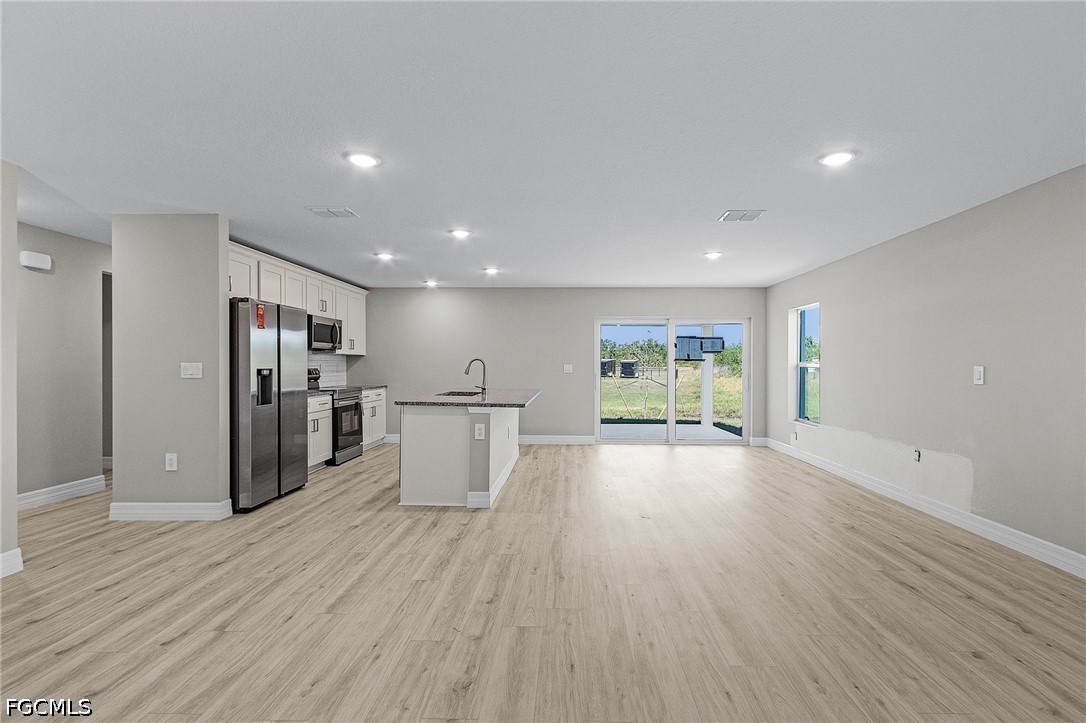 545 Oakshire Lane