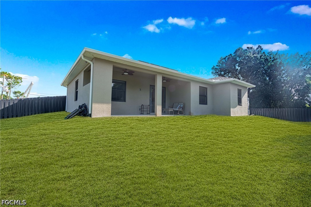 810 Sentinela Boulevard