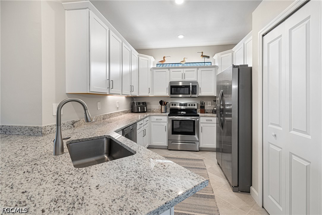 14028 Hunter Oak Drive