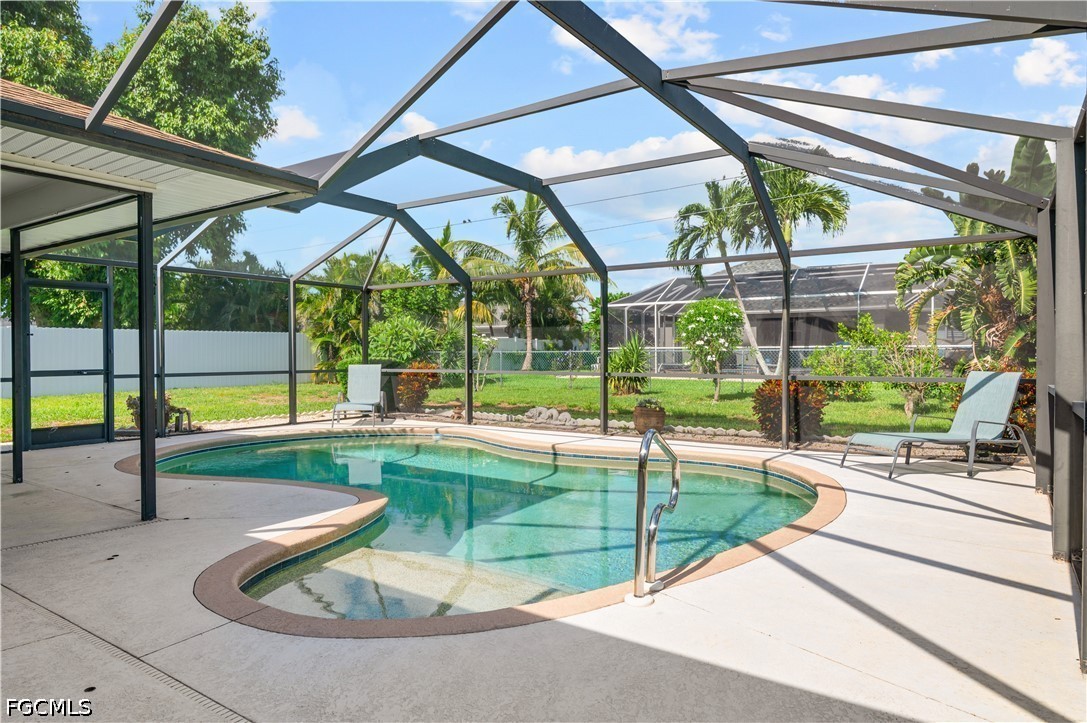 2110 SW Santa Barbara Place
