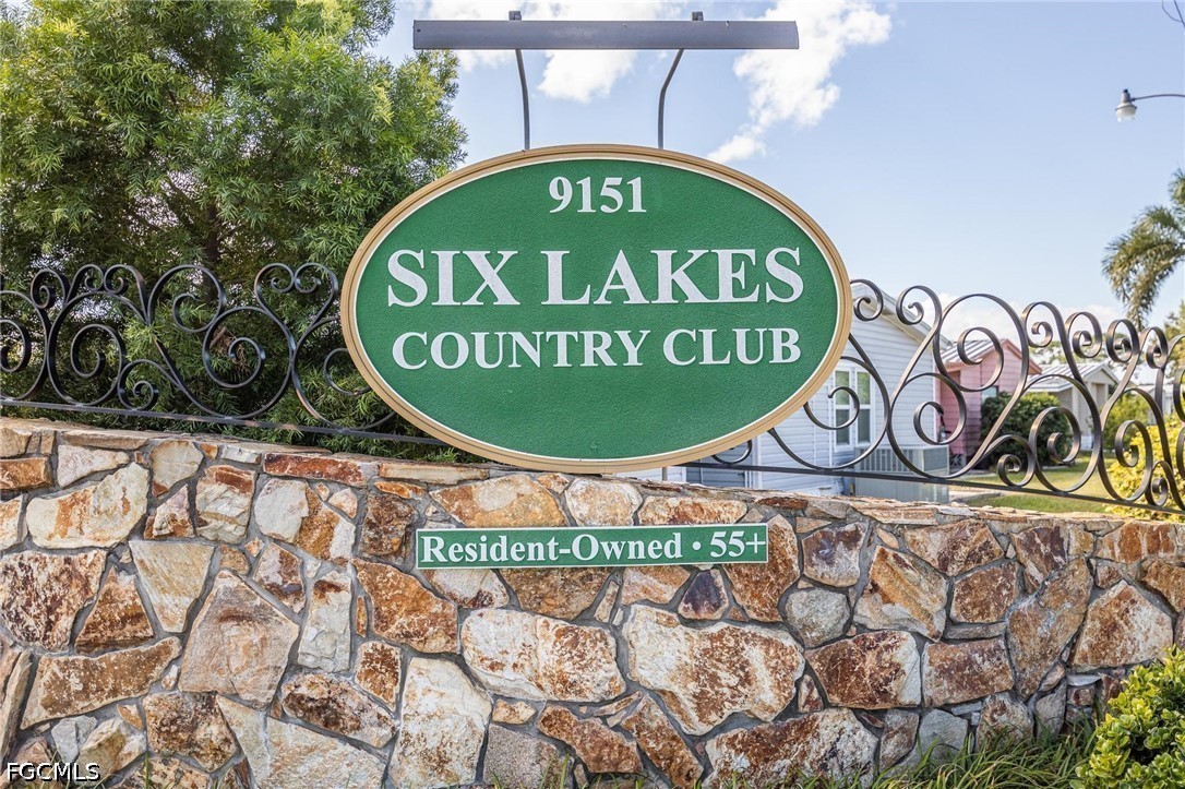 447 Snead Drive