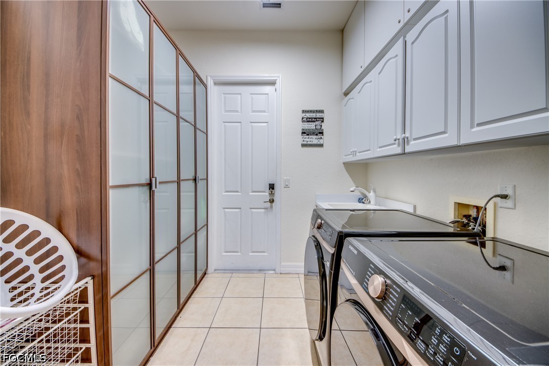 148 SW 38th Terrace