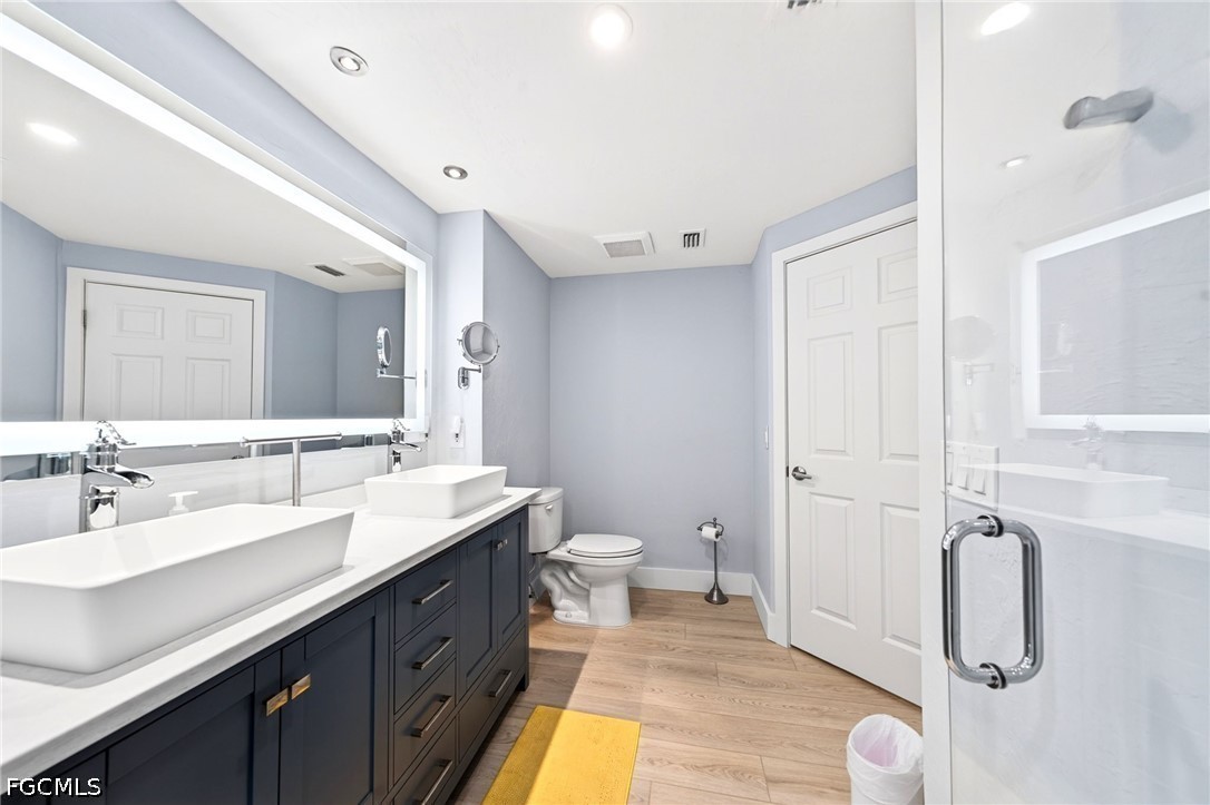 615 Rose Garden Road, Apt 2