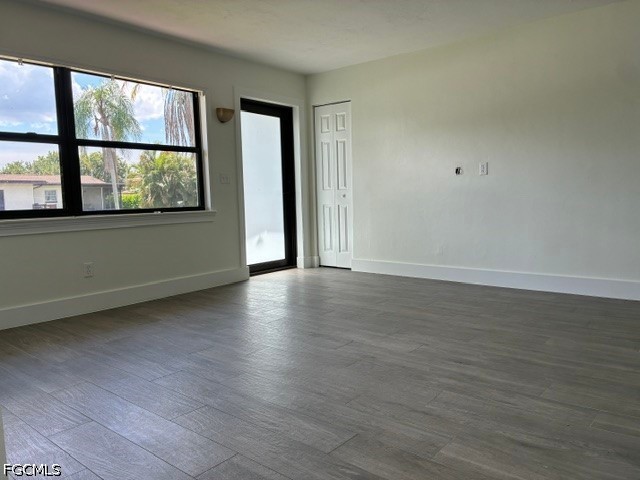 913 Entrada Drive