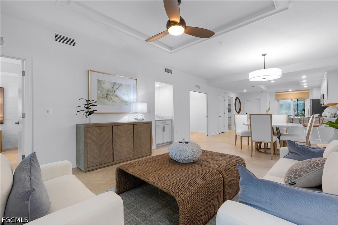 15465 Green Acres Avenue, Apt 2522