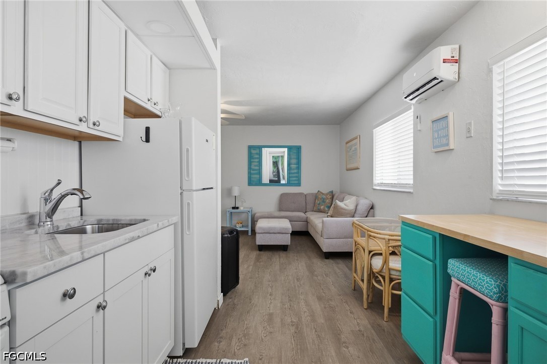 8141  Country Road, Apt 105