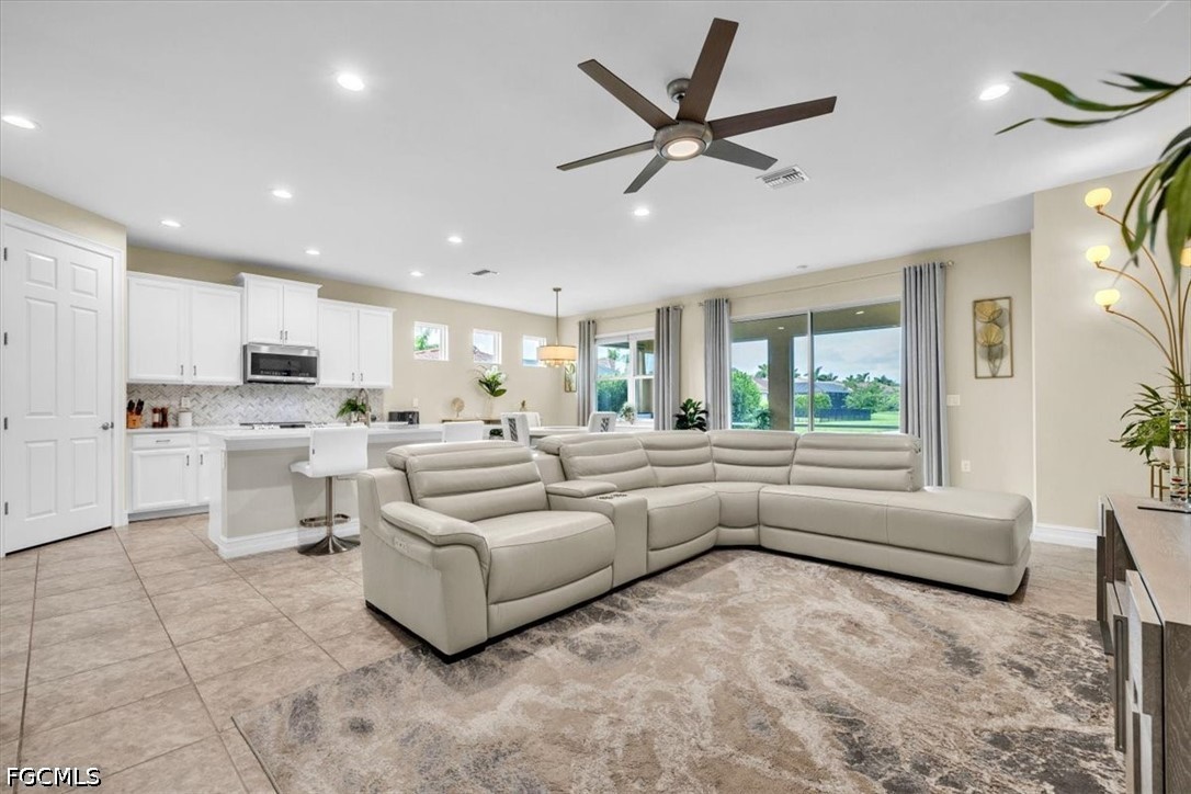 3286 Birchin Lane