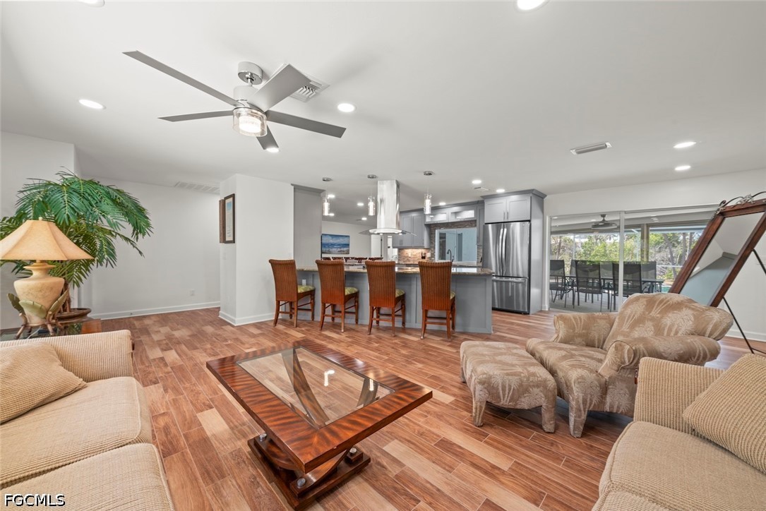 9421  Moonlight Drive