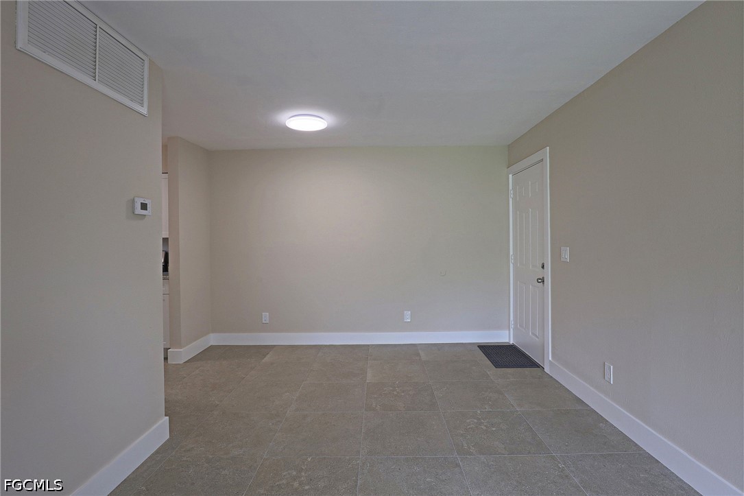 5303 Summerlin Road, Apt 301