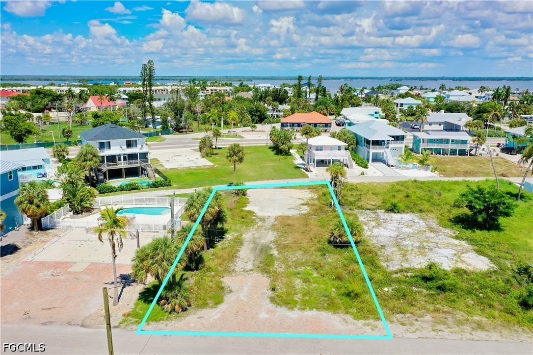6053/6055  Gulf Road