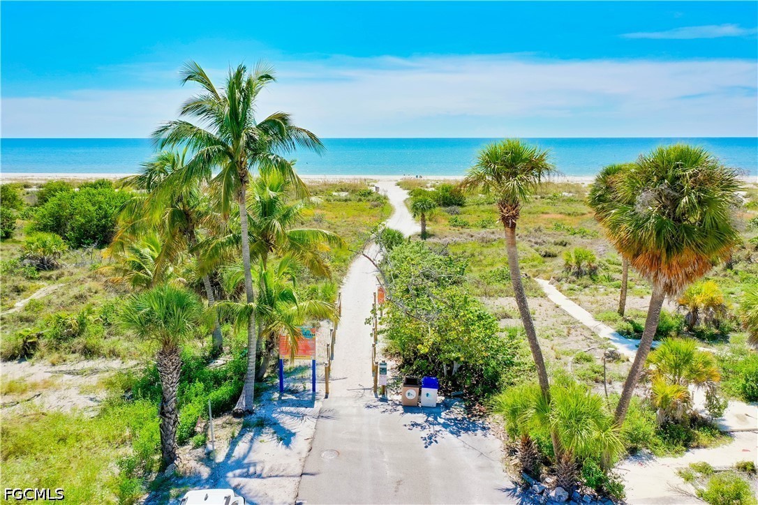 6053/6055  Gulf Road