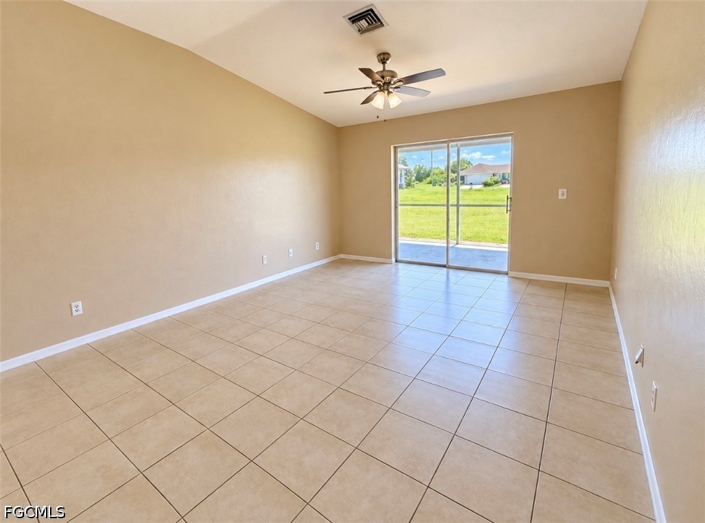 822  Diplomat Parkway