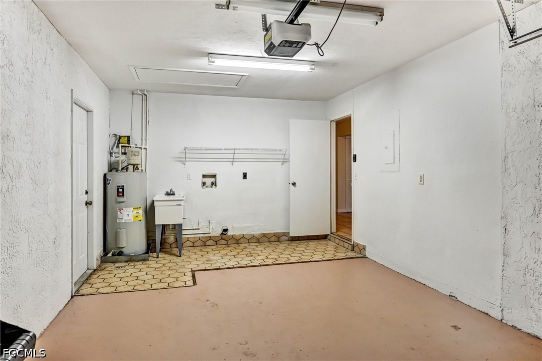 4707 SW 8th Place