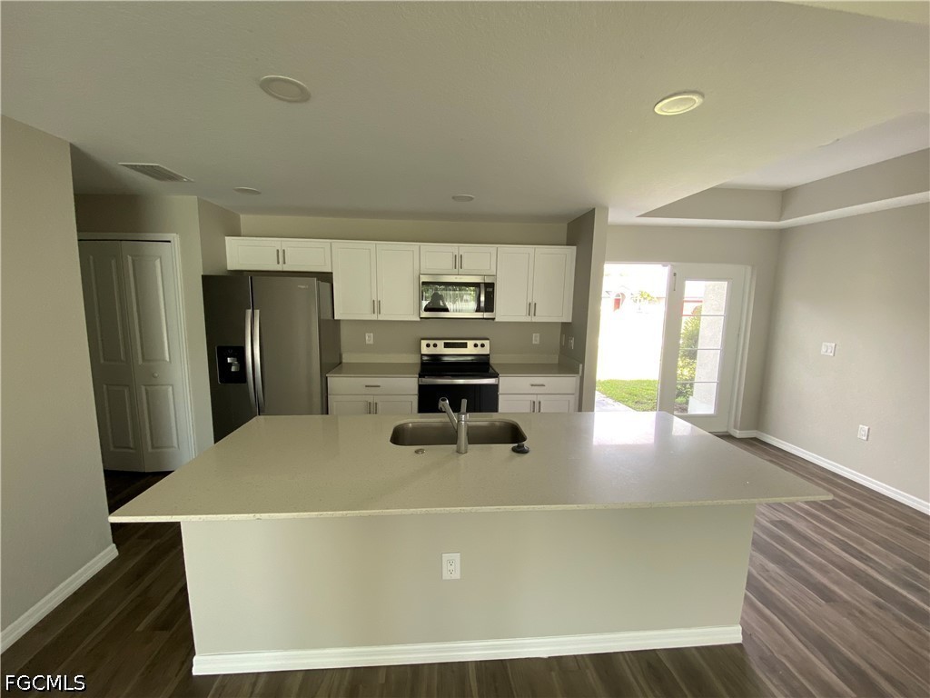 2821 NW 6th Place