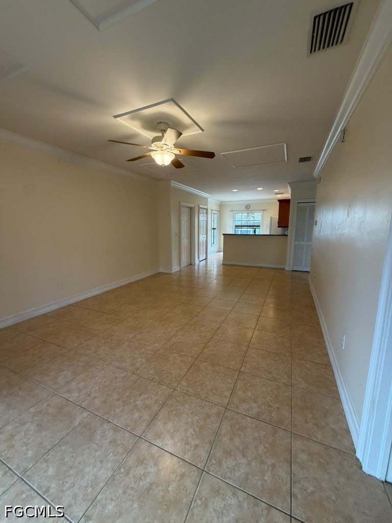 4921 SW 16th Place, Apt 202