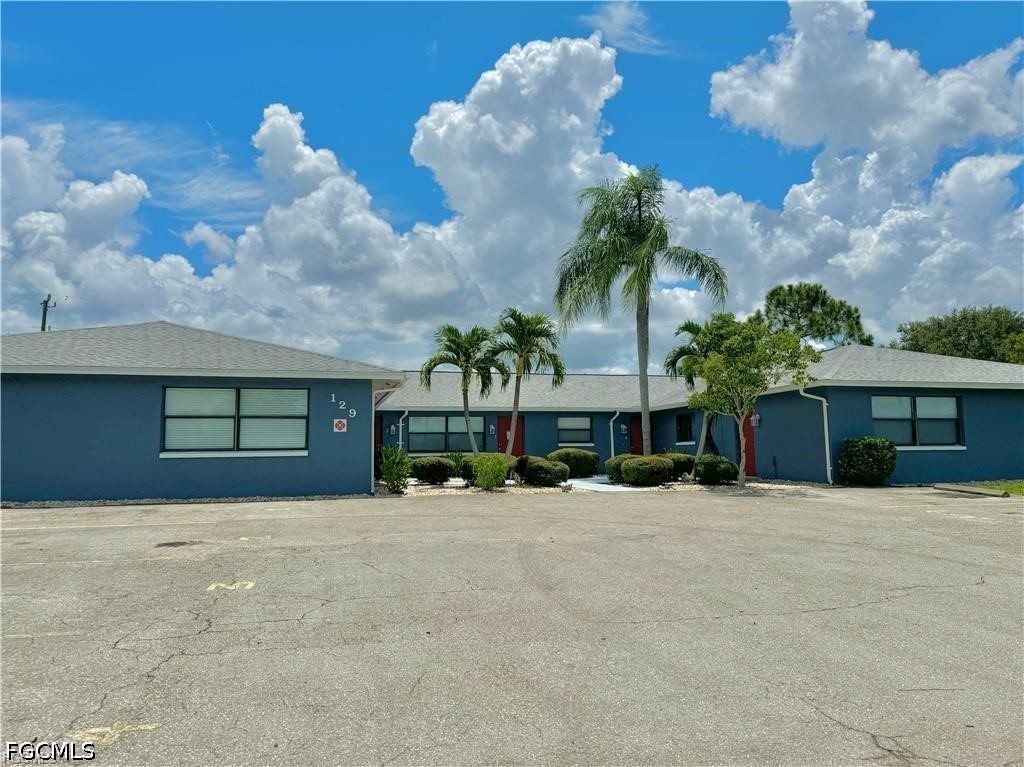 129 SE 23rd Place, Apt -Unit 4