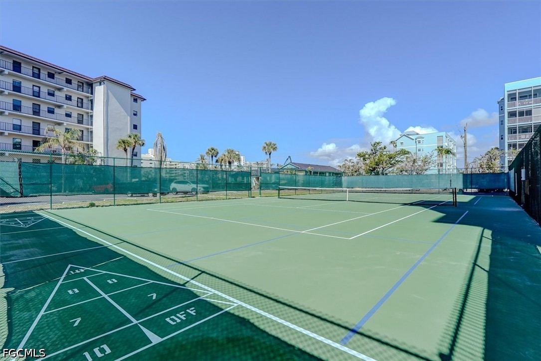 6891 Estero Boulevard, Apt 326