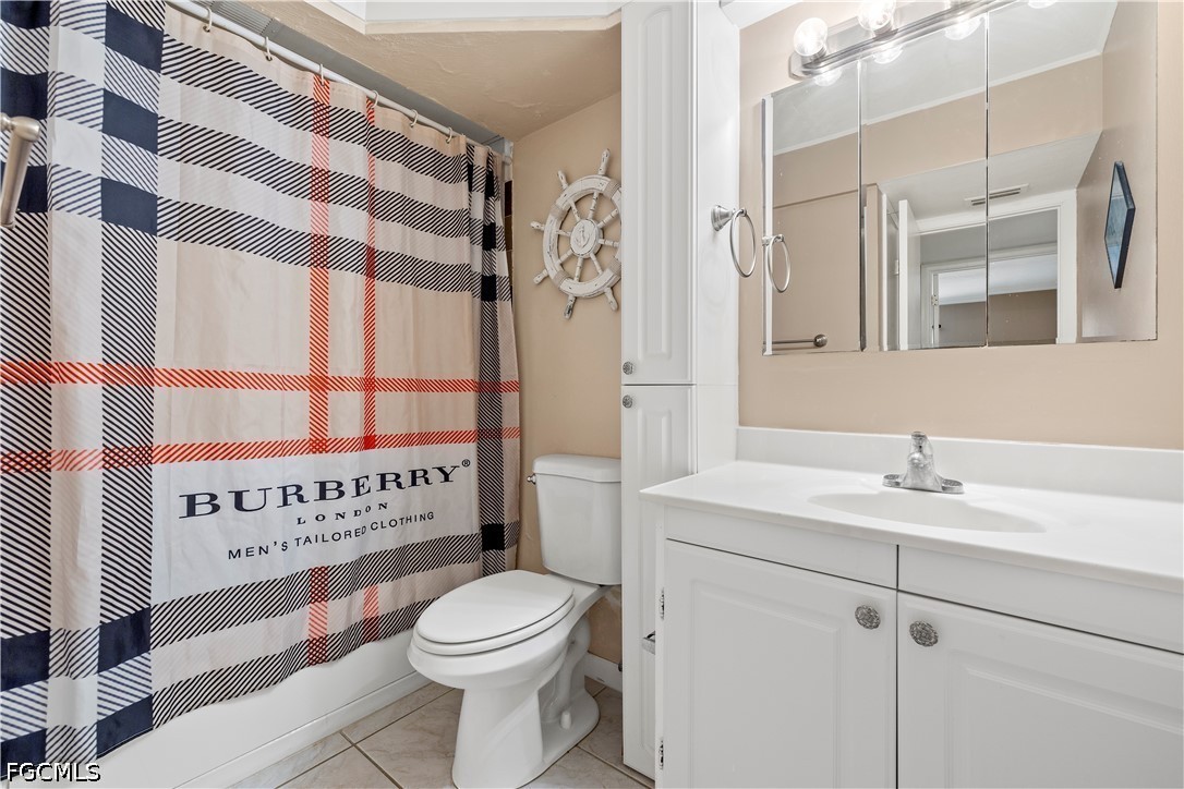 2366 E Mall Drive, Apt 213