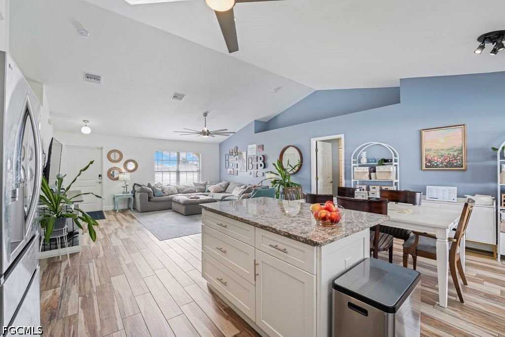 4342 SW 9th Place