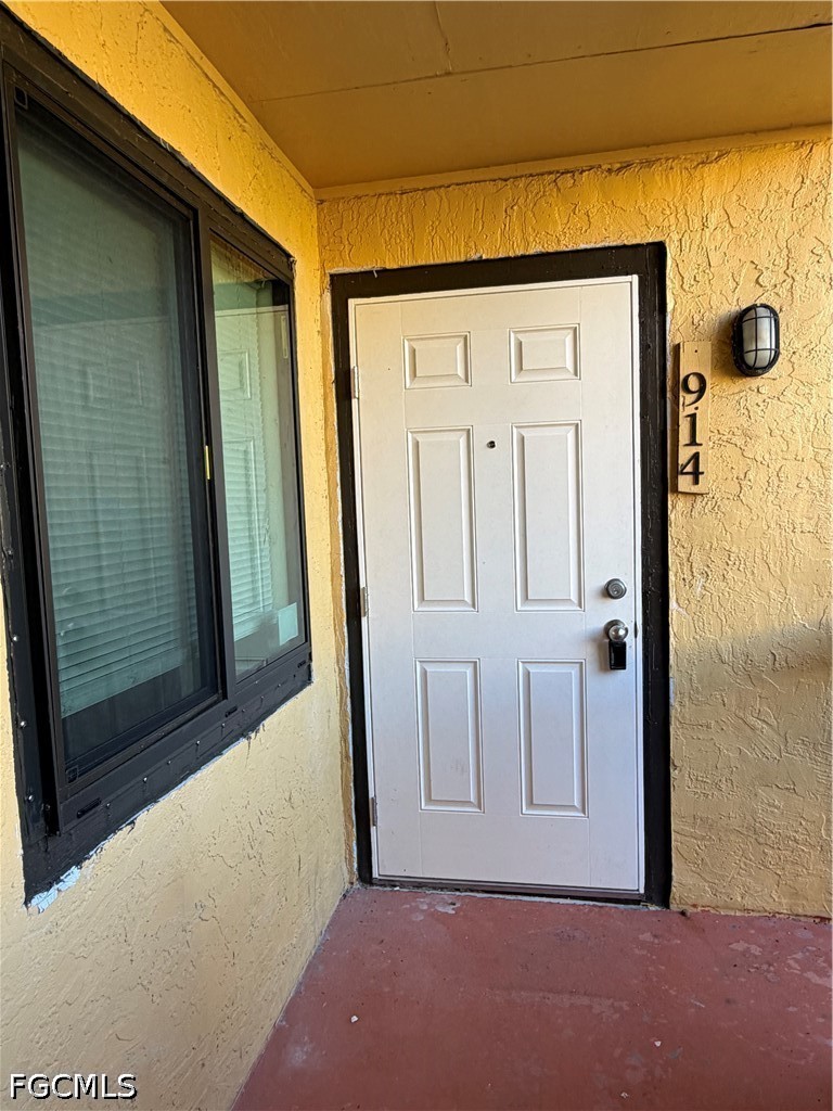 2925  Winkler Avenue, Apt 914