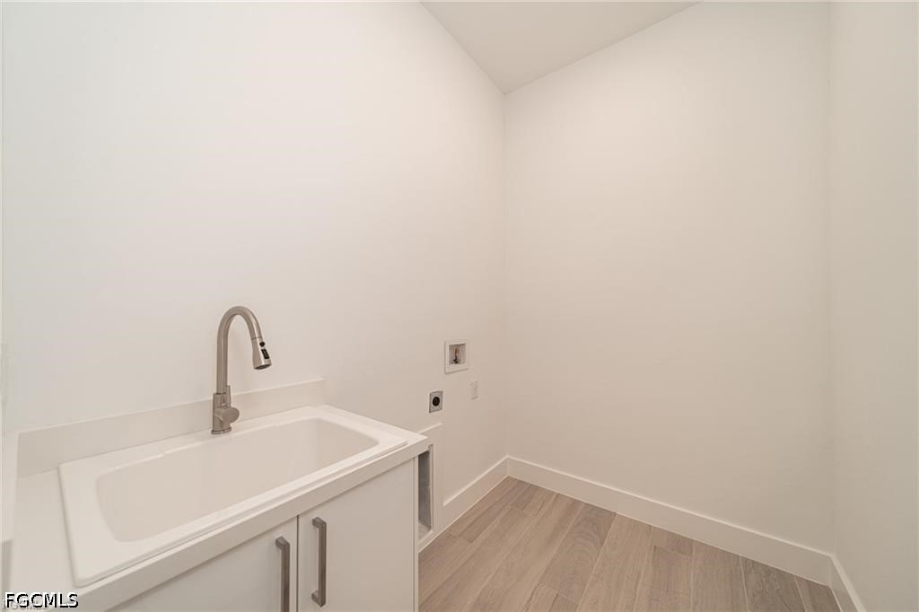 1227 NW 40th Place