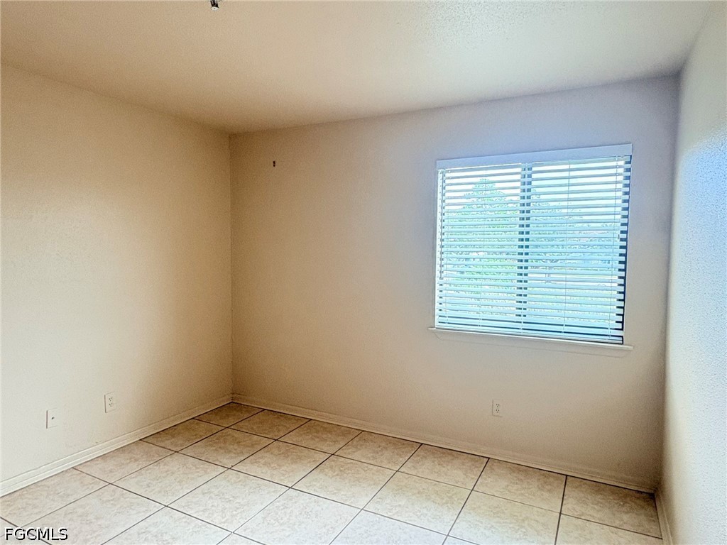 2937  Winkler Avenue, Apt 1213