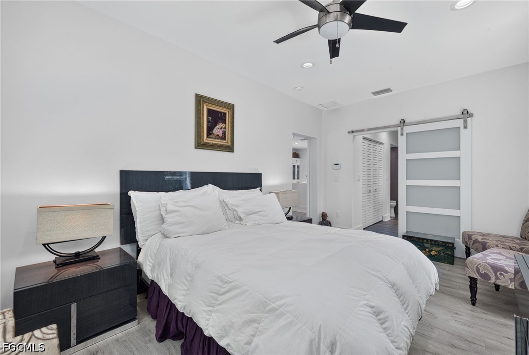 817/825  Julia Street