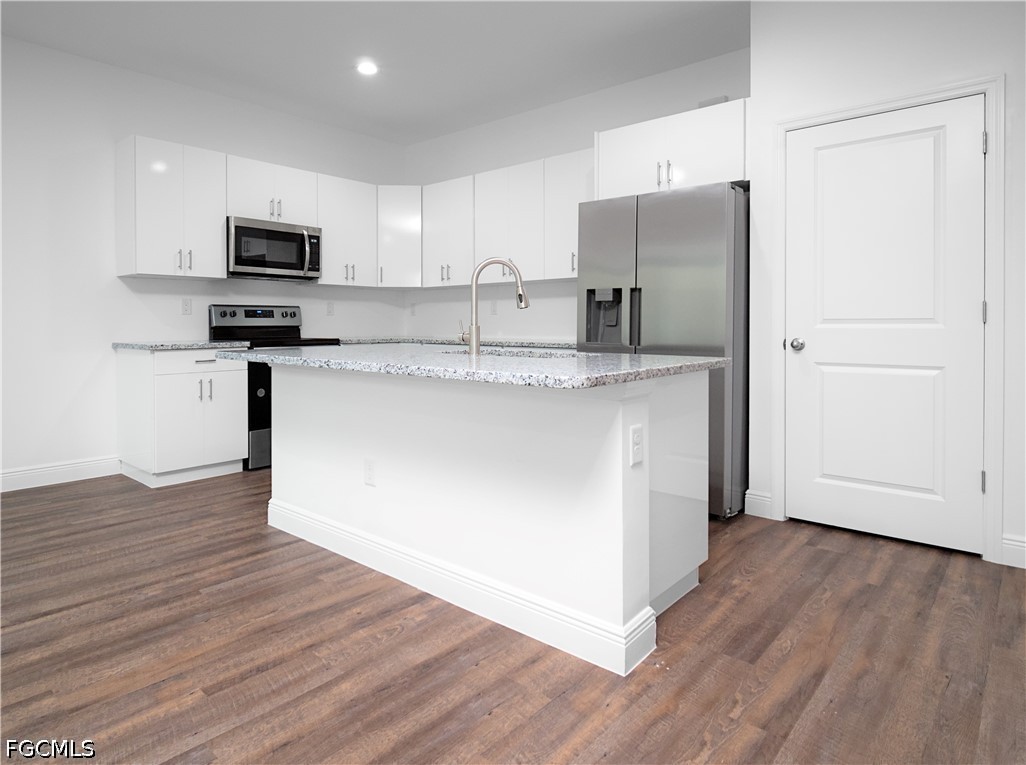 5030 S Peachtree Circle