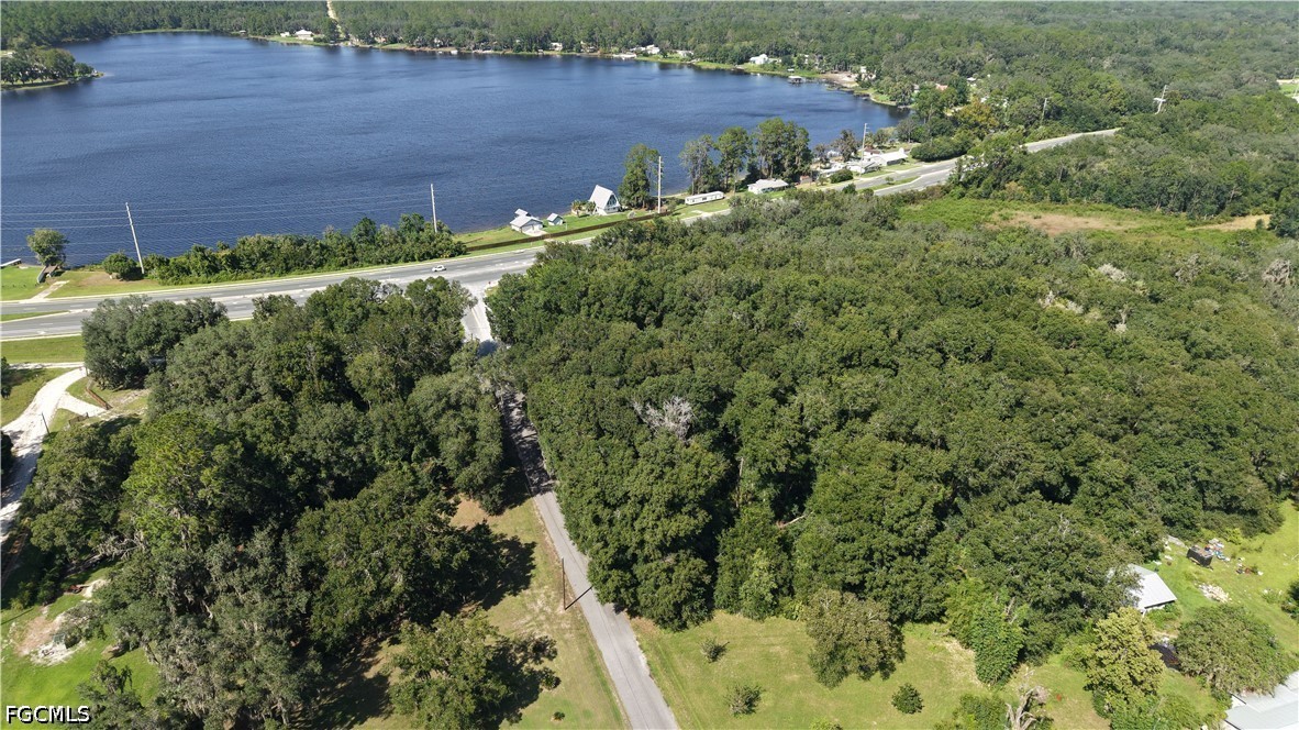 104 Twin Lake Grove Dr Drive