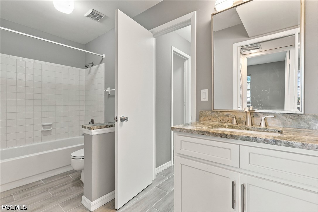 6300 S Pointe Boulevard, Apt 208