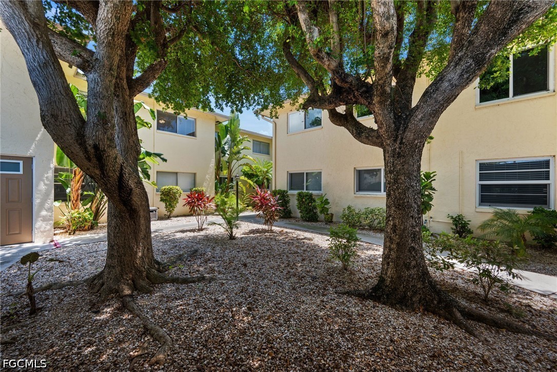 1345 SE 40th Terrace, Apt 2E