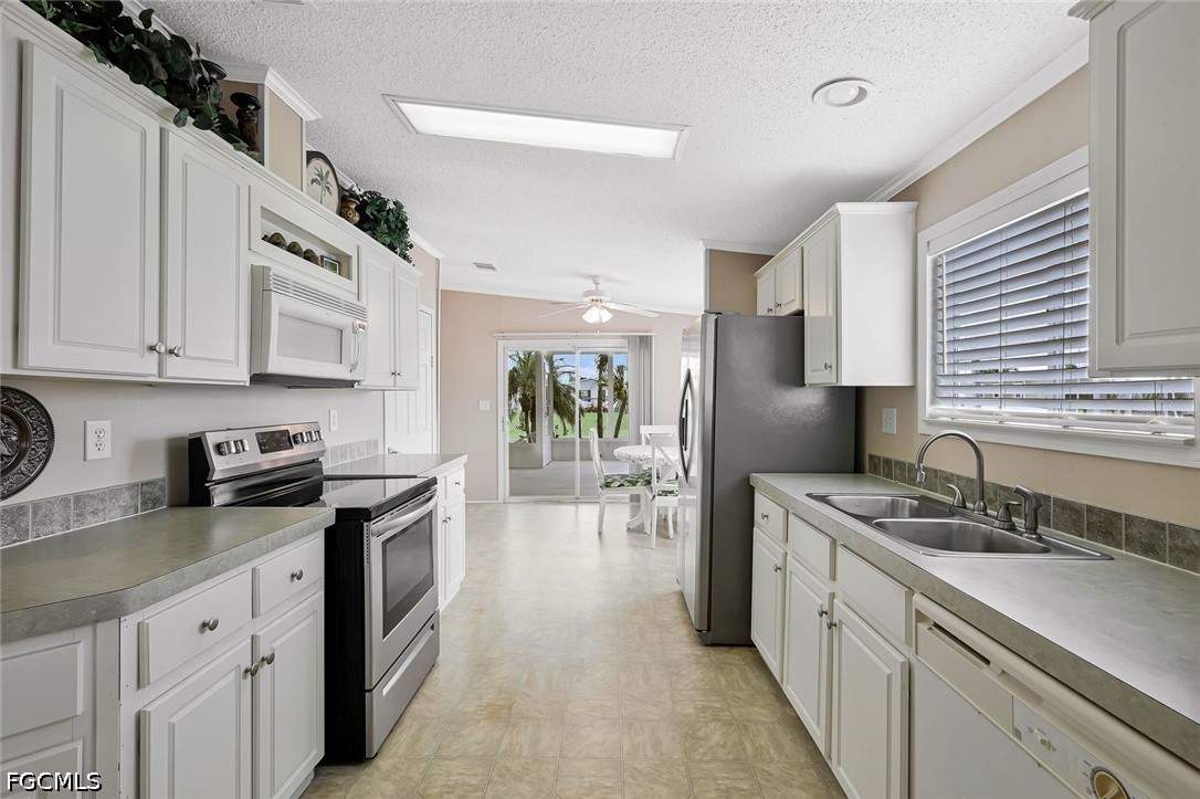 5318 Fiddleleaf Drive