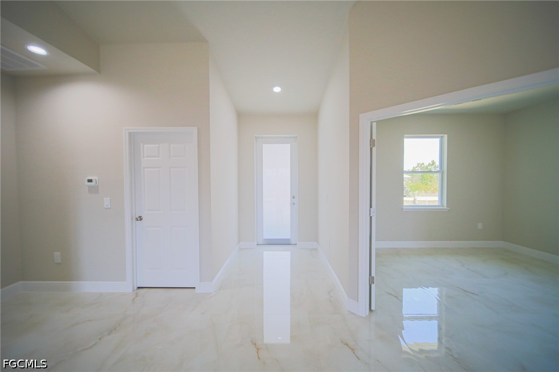 728 Carbon Street