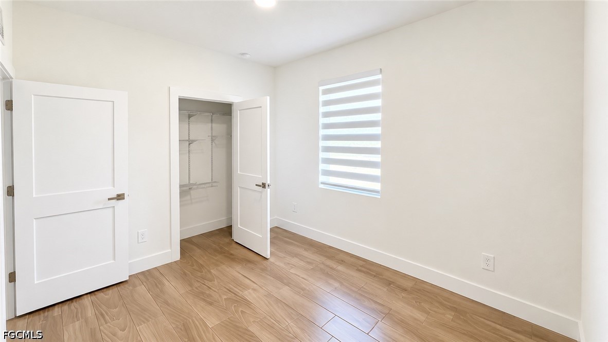 9040  Bamboo Circle