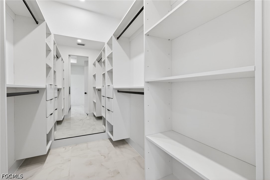 2223 NW 11th Court