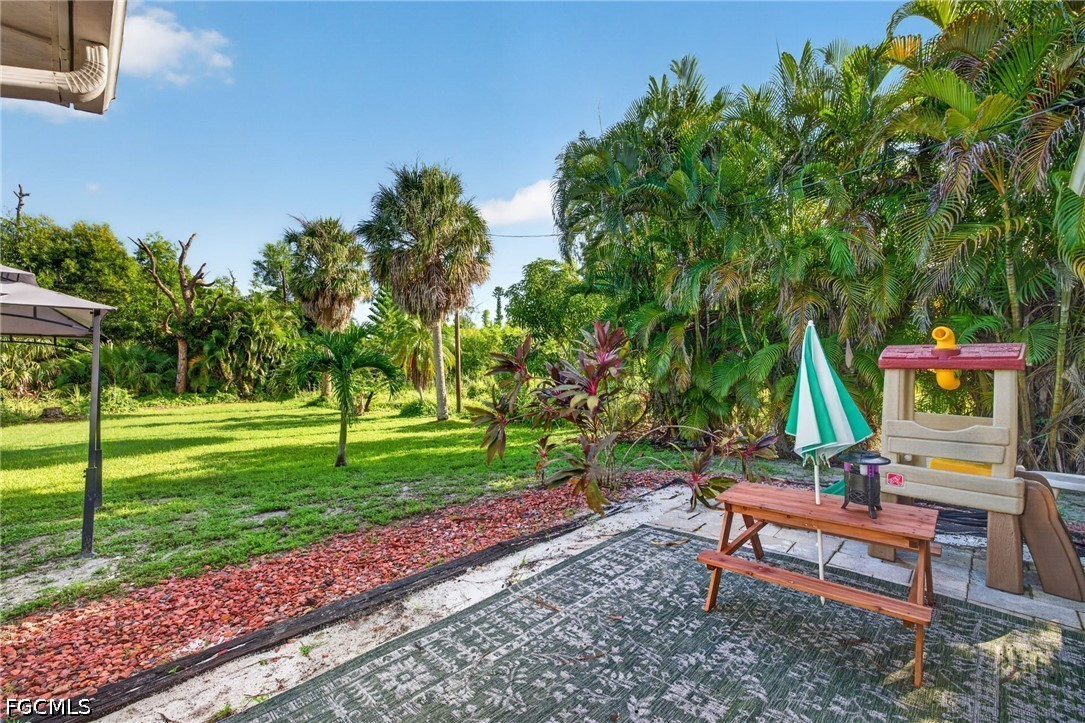 3628 Tropical Point Drive