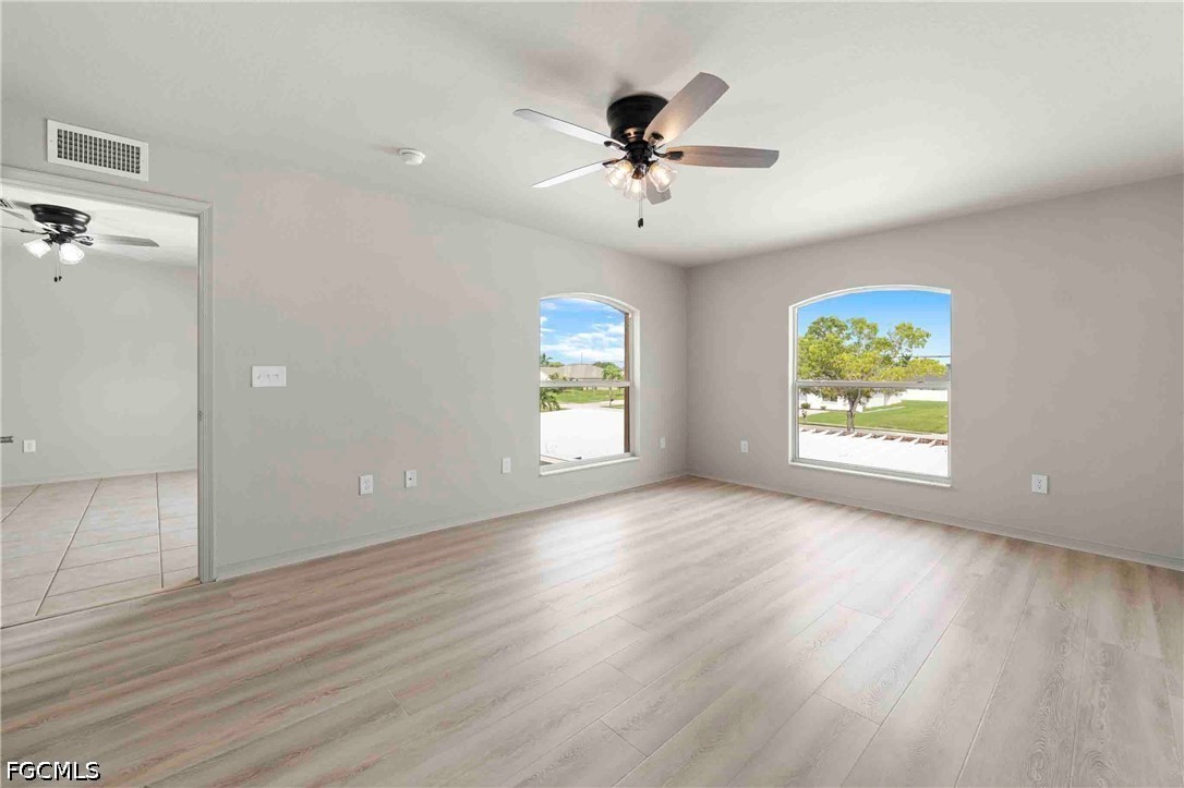 4520 Skyline Boulevard, Apt 201