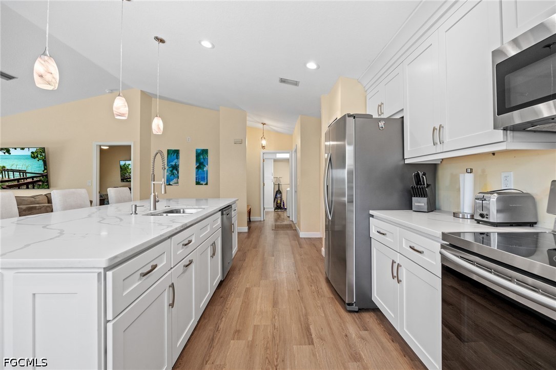 5815/5817  Littlestone Court