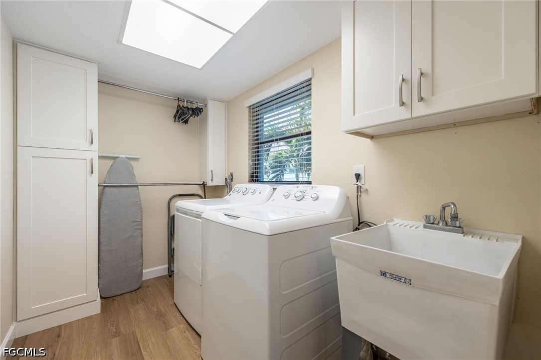 5815/5817  Littlestone Court
