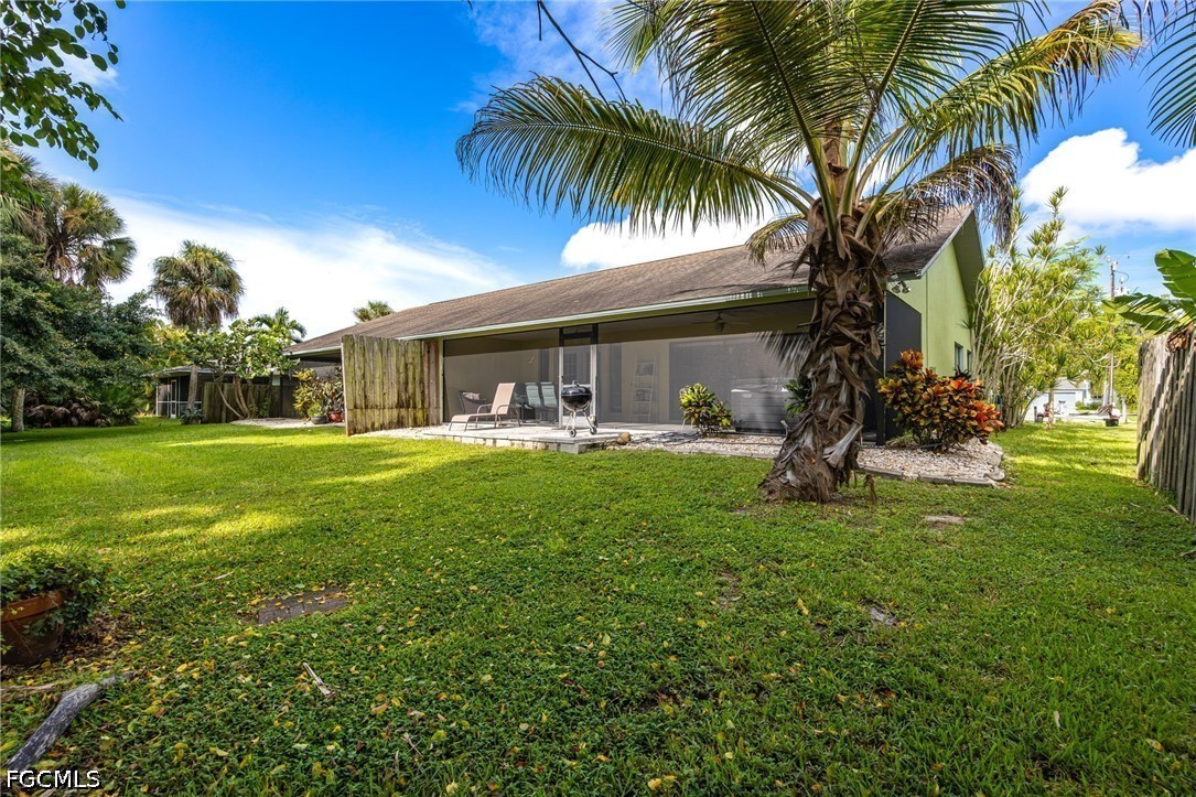 5815/5817  Littlestone Court