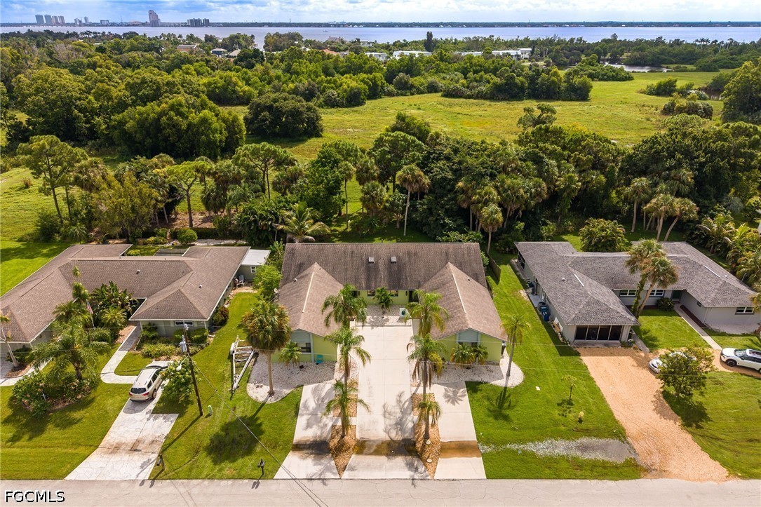 5815/5817  Littlestone Court