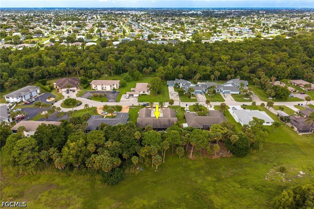 5815/5817  Littlestone Court