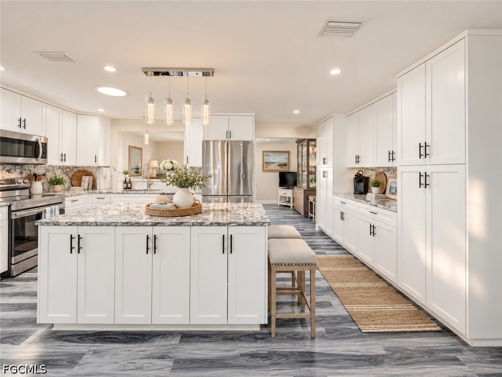 1089 N Town And River Drive