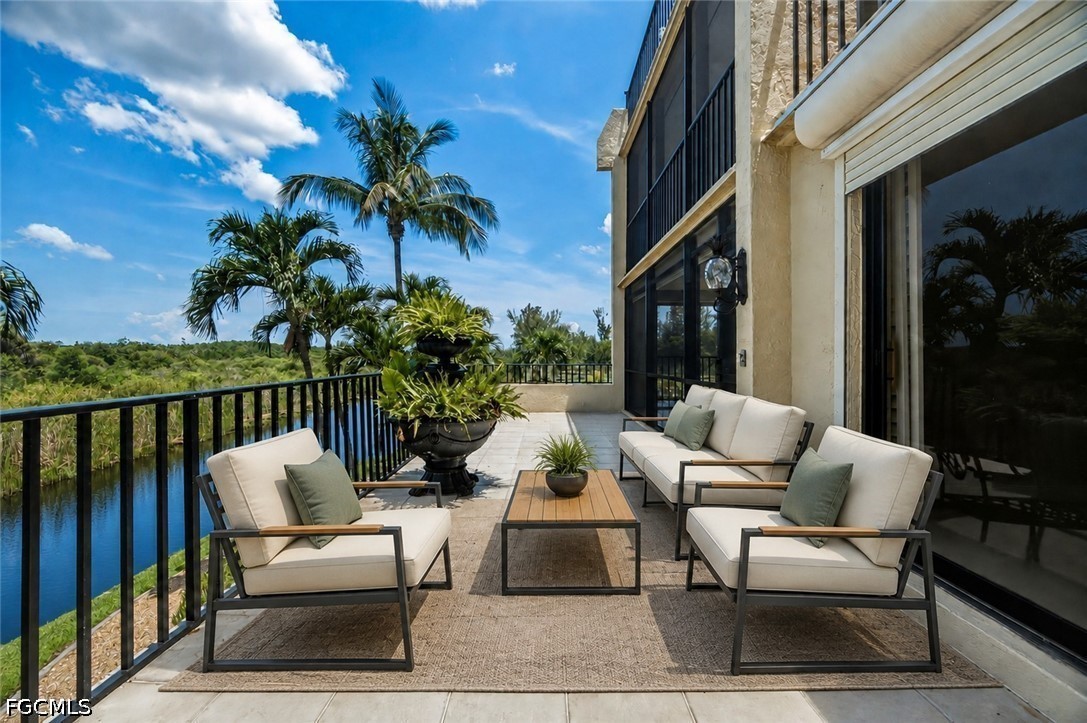 7129  Lakeridge View Court, Apt 104