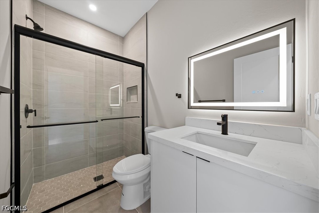 3860 KITTYHAWK Drive, Apt 3860